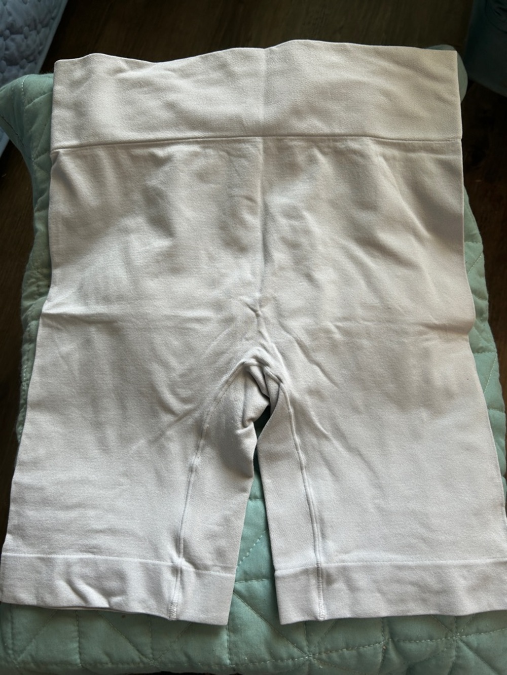 High-Waist Cream Shaping Shorts for Smooth Contour